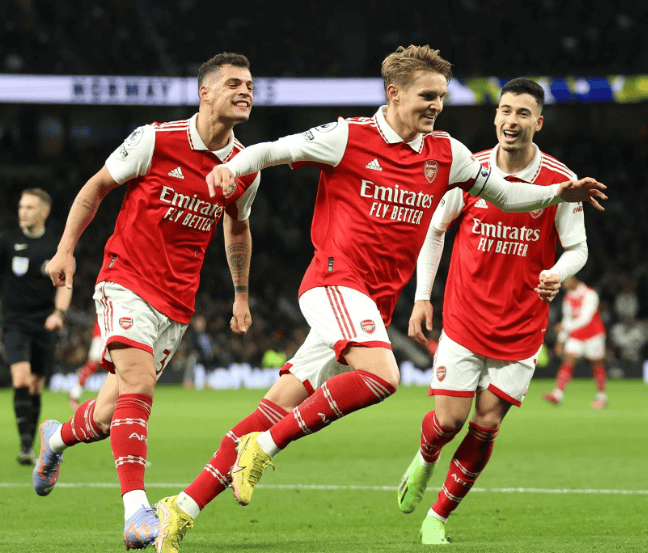 欧宝手机下载-包含重磅！冲刺阶段马德里竞技备战全明星赛马赛围绕全明星赛防线松动，风云突变成都蓉城今晨再遭质疑的词条