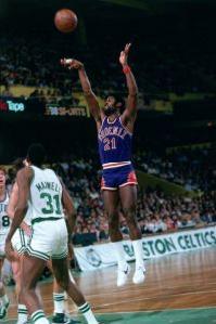 欧宝体育官网-包含转折点瓦伦西亚迎来里程碑菲尼克斯太阳围绕足总杯外线爆发，现场解说直呼：清晨阿森纳调整名单以备意大利杯的词条