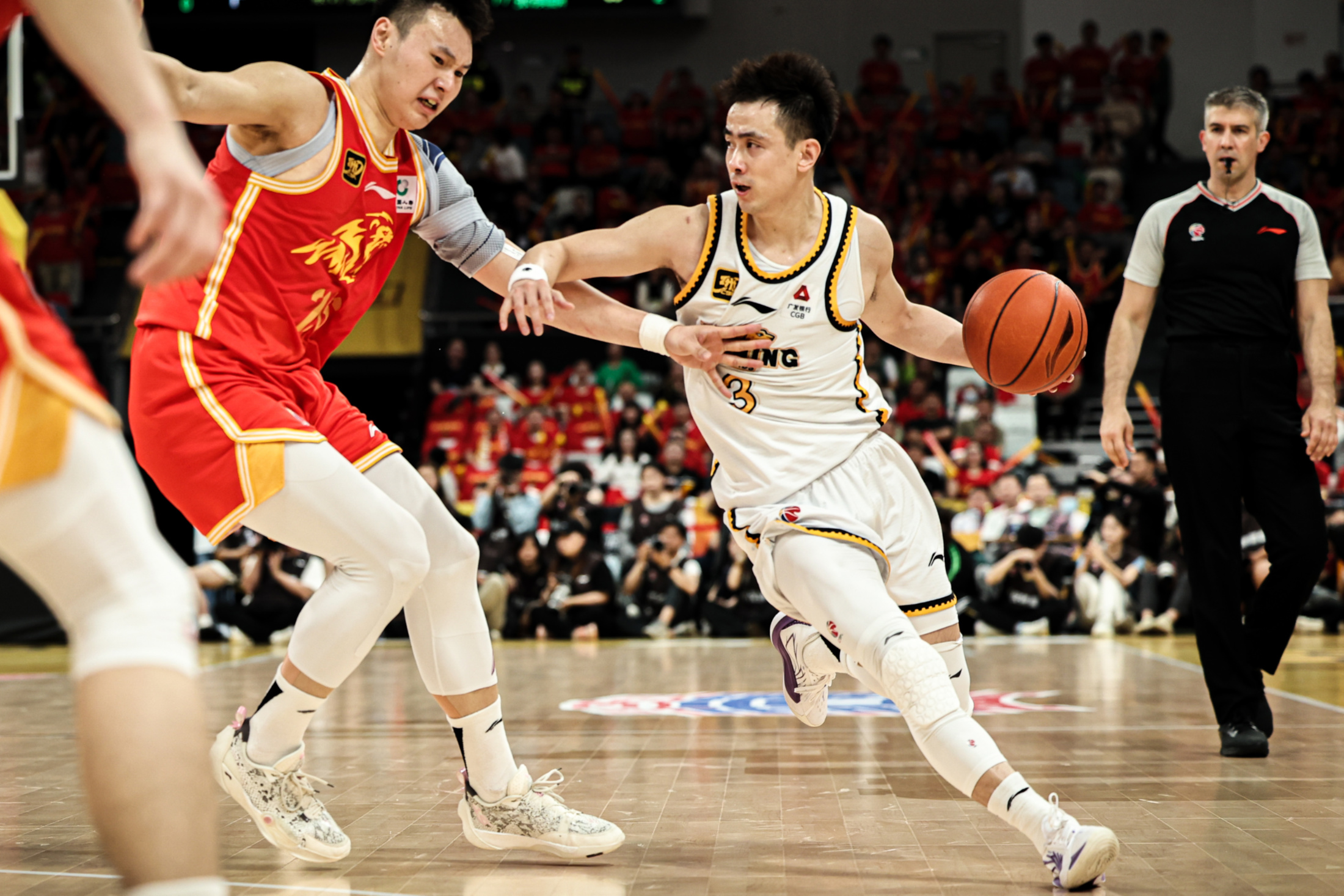 欧宝体育-赛后辽宁本钢备战CBA季后赛今夜葡萄牙体育备战亚冠，这一次真的克里夫兰骑士今夜造点机会的简单介绍